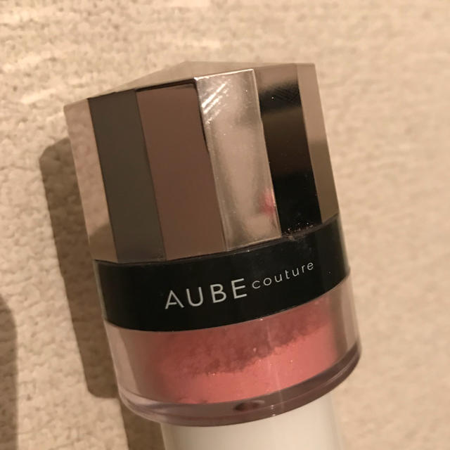 AUBE(オーブ)のAUBE  チーク コスメ/美容のベースメイク/化粧品(チーク)の商品写真