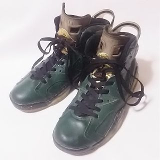 ナイキ(NIKE)の
限定希少カラー緑!ナイキエアジョーダン6レトロ高級スニーカービンテージ！


(スニーカー)