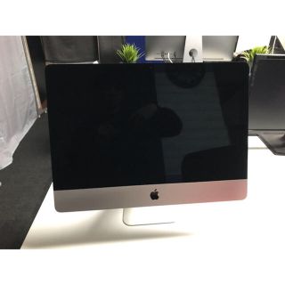 アップル(Apple)のiMac 21.5inch 2017 4k(デスクトップ型PC)