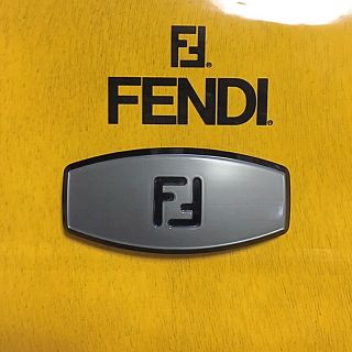 フェンディ(FENDI)のFENDI   バレッタ(バレッタ/ヘアクリップ)