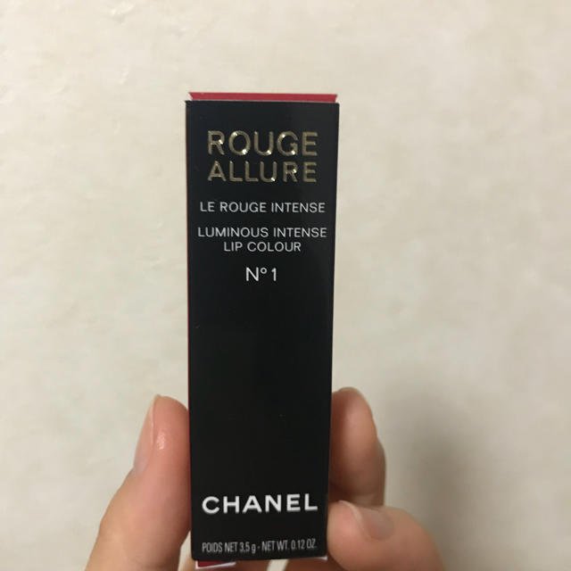 CHANEL(シャネル)のCHANEL リップ アリュール N°1 コスメ/美容のベースメイク/化粧品(口紅)の商品写真