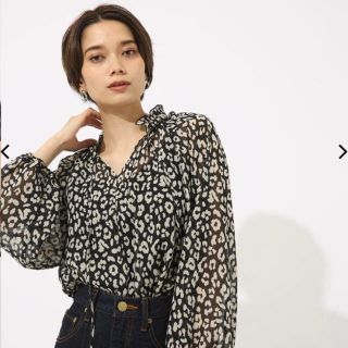 アズールバイマウジー(AZUL by moussy)のアズール完売トップス(シャツ/ブラウス(長袖/七分))