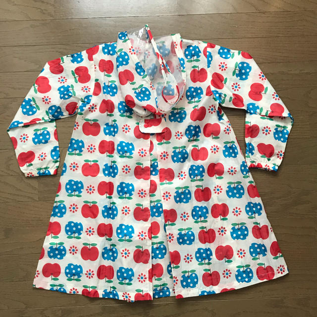 KIDS FORET(キッズフォーレ)のKIDS FORET キッズレインコート (Lサイズ) キッズ/ベビー/マタニティのこども用ファッション小物(レインコート)の商品写真