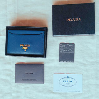 プラダ(PRADA)の【美品】PRADA カードケース(名刺入れ/定期入れ)
