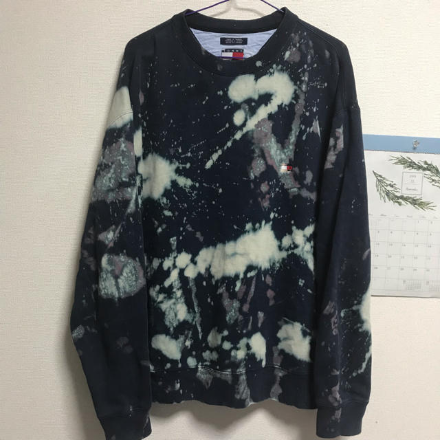 TOMMY HILFIGER - トミーヒィルフィガー✳︎リメイク脱色スウェットの