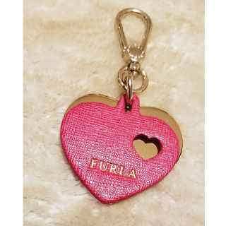 フルラ(Furla)の【新品】FURLA　フルラ　ハート　キーホルダー　チャーム　ピンク(キーホルダー)