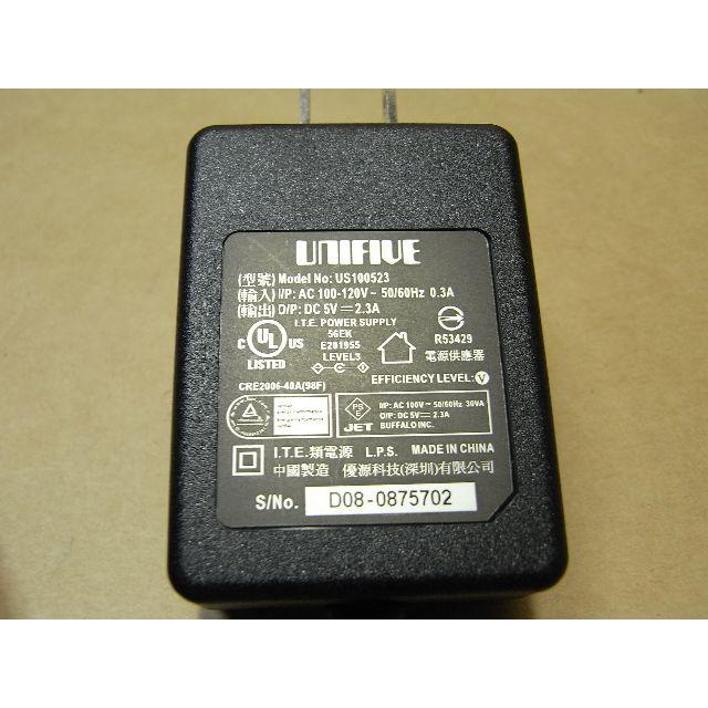 未使用♪　UNIFIVE ACアダプター　US100523 5V 2.3A  スマホ/家電/カメラの生活家電(変圧器/アダプター)の商品写真