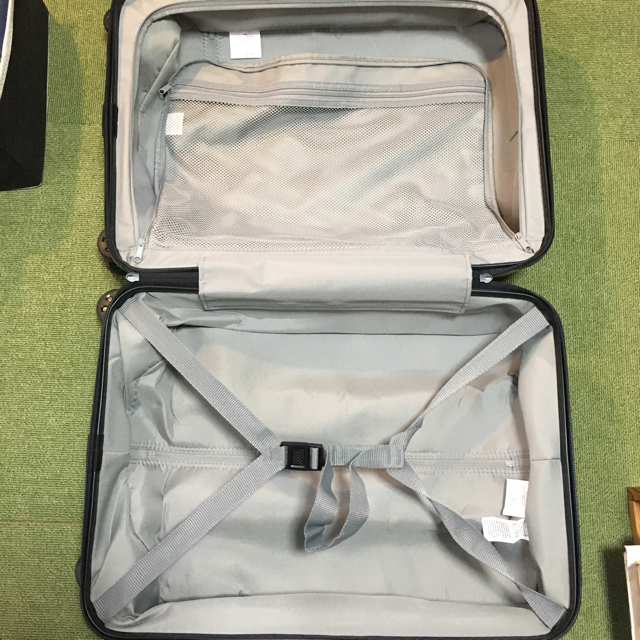 MUJI (無印良品)(ムジルシリョウヒン)の無印 キャリーバッグ 35Ｌ ライトグレー メンズのバッグ(トラベルバッグ/スーツケース)の商品写真