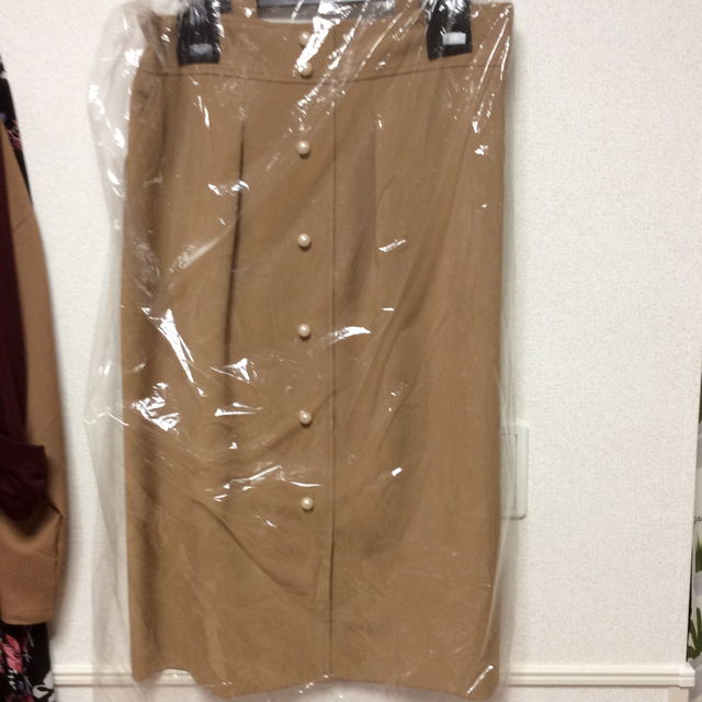 Rose Tiara(ローズティアラ)のローズティアラ大きいサイズ💕42サイズ サスペンダー付きペンシルスカート💕 レディースのスカート(ひざ丈スカート)の商品写真