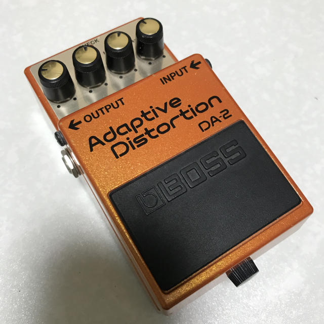 BOSS(ボス)のBOSS DA-2 Adaptive Distortion  楽器のギター(エフェクター)の商品写真