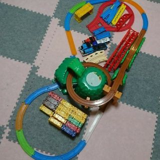 プラレール トーマス どきどきマウンテン(電車のおもちゃ/車)
