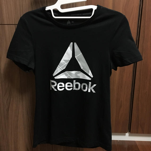 Reebok(リーボック)のreebokTシャツ レディースのトップス(Tシャツ(半袖/袖なし))の商品写真