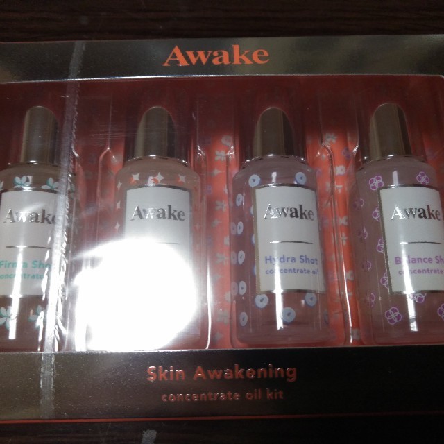 AWAKE(アウェイク)のawakeスキンオイルキット コスメ/美容のスキンケア/基礎化粧品(化粧水/ローション)の商品写真