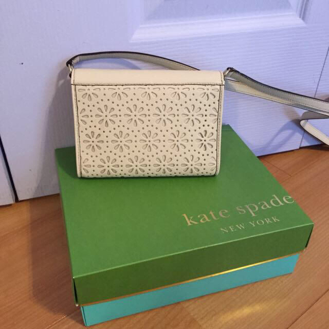 kate spade new york(ケイトスペードニューヨーク)のkate spadeのショルダーバッグ レディースのバッグ(ショルダーバッグ)の商品写真