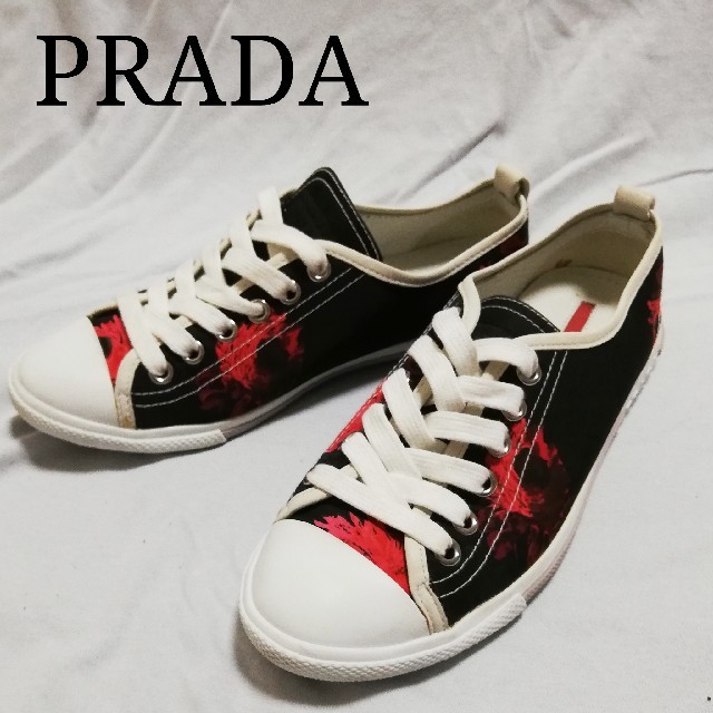 PRADA　花柄スニーカー