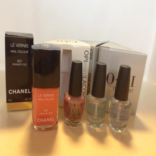 CHANEL(シャネル)の【新品】シャネル&OPI♡ネイル4セット コスメ/美容のネイル(その他)の商品写真