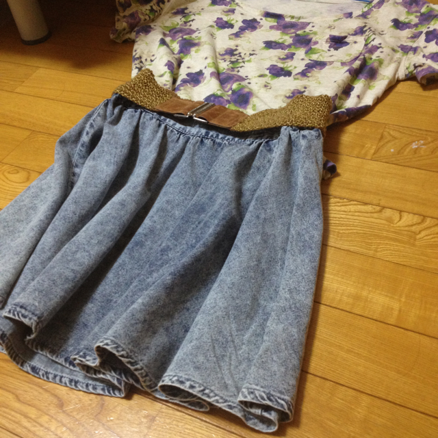 NICE CLAUP(ナイスクラップ)のナイスクラップのケミカルスカート レディースのスカート(ミニスカート)の商品写真