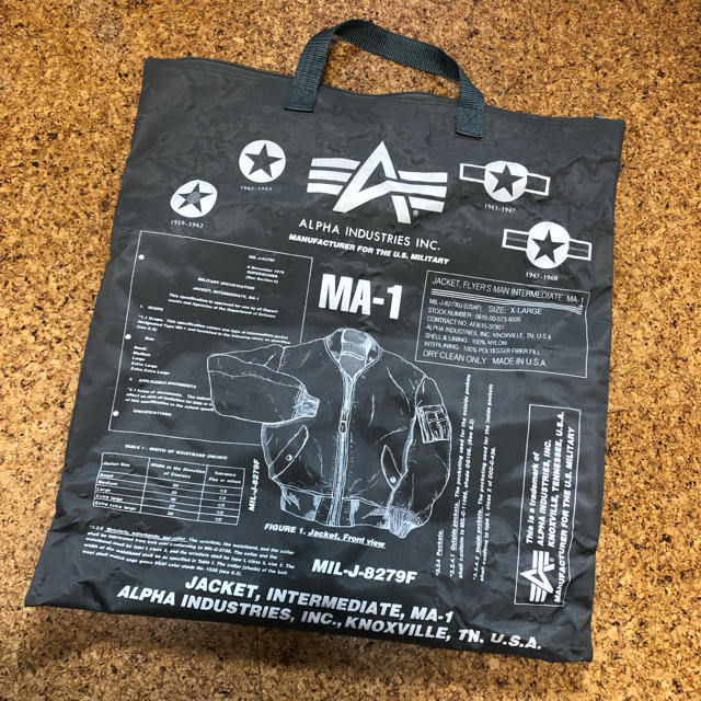 ALPHA INDUSTRIES(アルファインダストリーズ)のメンズ 保存袋付き！！ALPHAINDUSTRIESLING MA-1☆彡. メンズのジャケット/アウター(ブルゾン)の商品写真