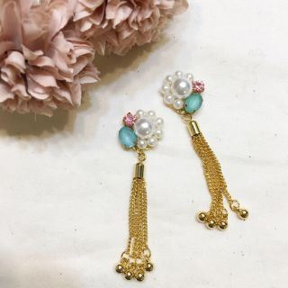 クリスマス♡ビジューピアス＆イヤリング(ピアス)