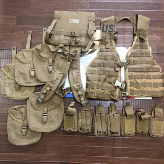 米軍放出品・サバゲー用品実物・USMCコヨーテ（ゆうパック80サイズ・詰め込み）(個人装備)
