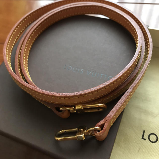 LOUIS VUITTON(ルイヴィトン)のルイヴィトン ショルダーストラップ  レディースのバッグ(ショルダーバッグ)の商品写真