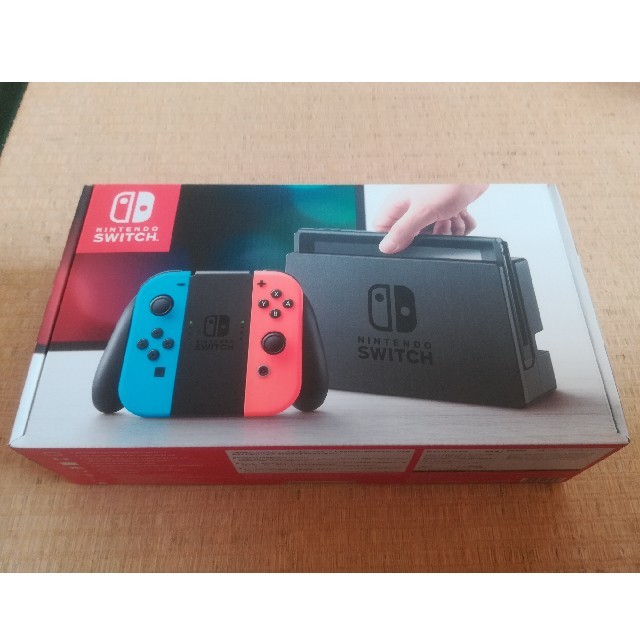 任天堂　Switch　本体