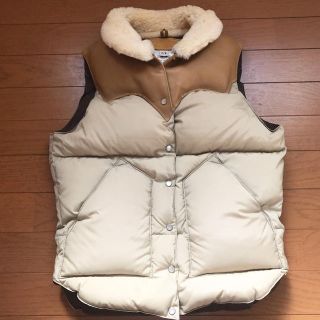 ロッキーマウンテンフェザーベッド(Rocky Mountain Featherbed)の美品 ロッキーマウンテン  ダウンベスト 7/8 レディース(ダウンベスト)