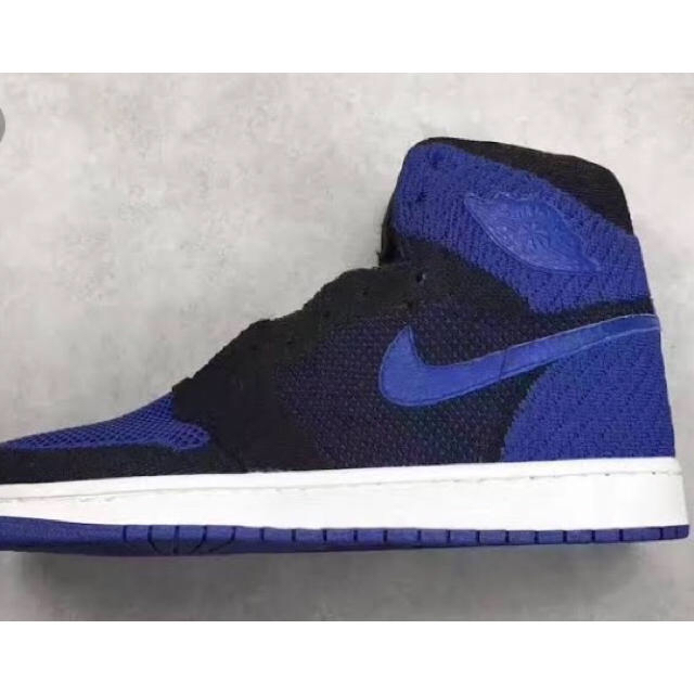 NIKE(ナイキ)のＮＩＫＥ ＡＩＲ ＪＯＲＤＡＮ1 ＲＥＴＲＯ ＨＩ ＦＬＹＫＮＩＴ メンズの靴/シューズ(スニーカー)の商品写真