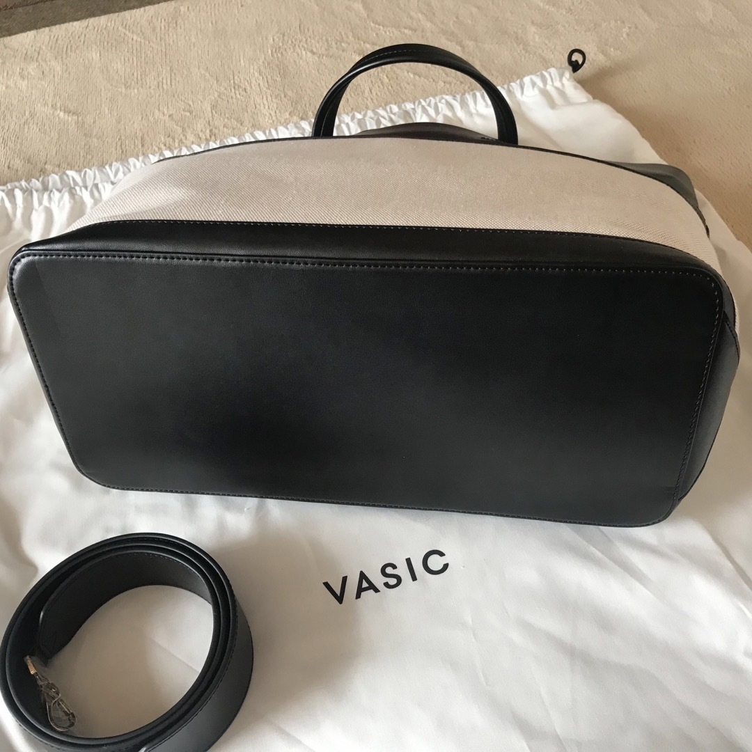 ★値下げ★VASIC NEW YORK キャンバストート 黒 レディースのバッグ(トートバッグ)の商品写真