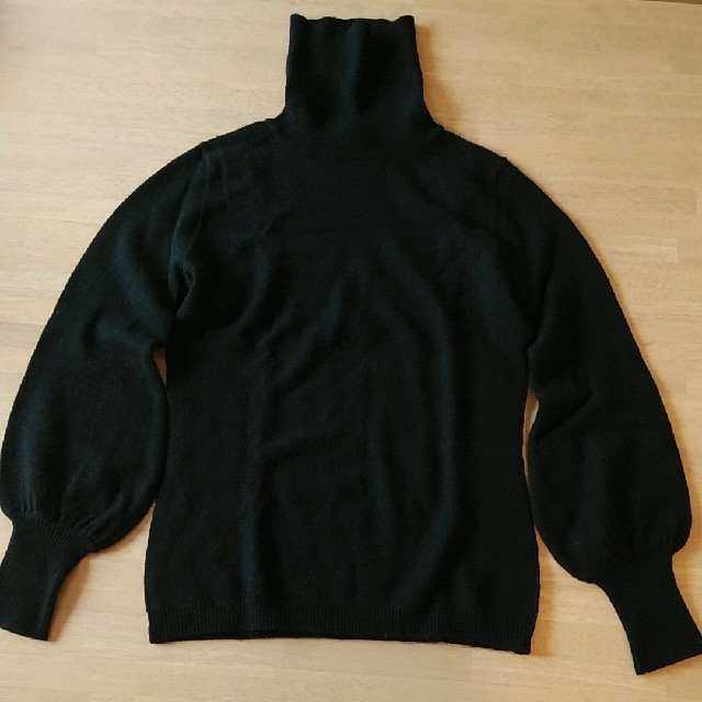ICB(アイシービー)のICB　タートルネックセーター　黒 レディースのトップス(ニット/セーター)の商品写真