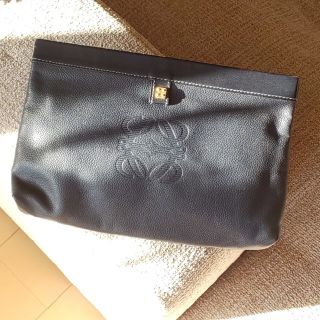 LOEWEクラッチバック