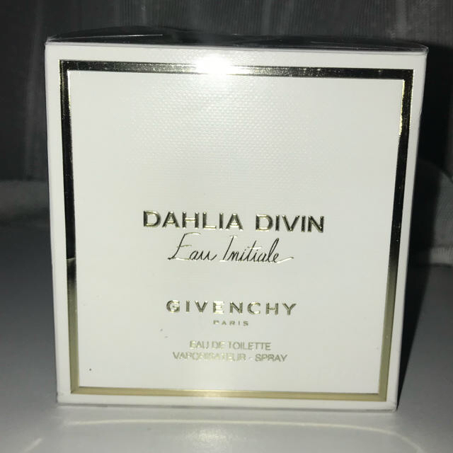 GIVENCHY 香水 Dahlia Divinダリア ディヴァン