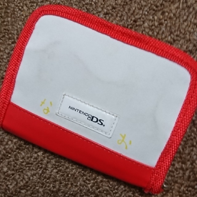 ニンテンドーDS(ニンテンドーDS)のキティ DSソフトケース シール付き エンタメ/ホビーのゲームソフト/ゲーム機本体(携帯用ゲームソフト)の商品写真