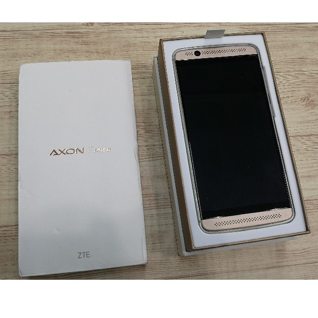 AXON 7 MINI 極美品 スマホ/家電/カメラのPC/タブレット(タブレット)の商品写真