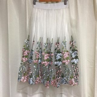 アルピーエス(rps)の刺繍チュールスカート(ひざ丈スカート)