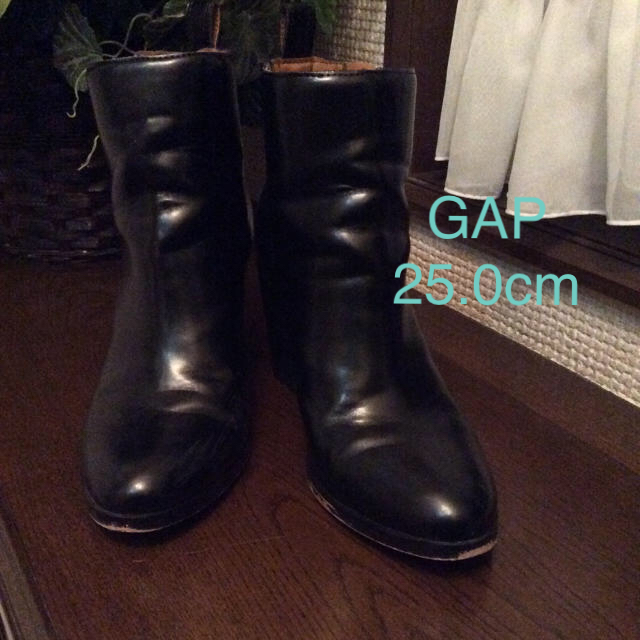 GAP(ギャップ)のショートブーツ GAP レディースの靴/シューズ(ブーツ)の商品写真
