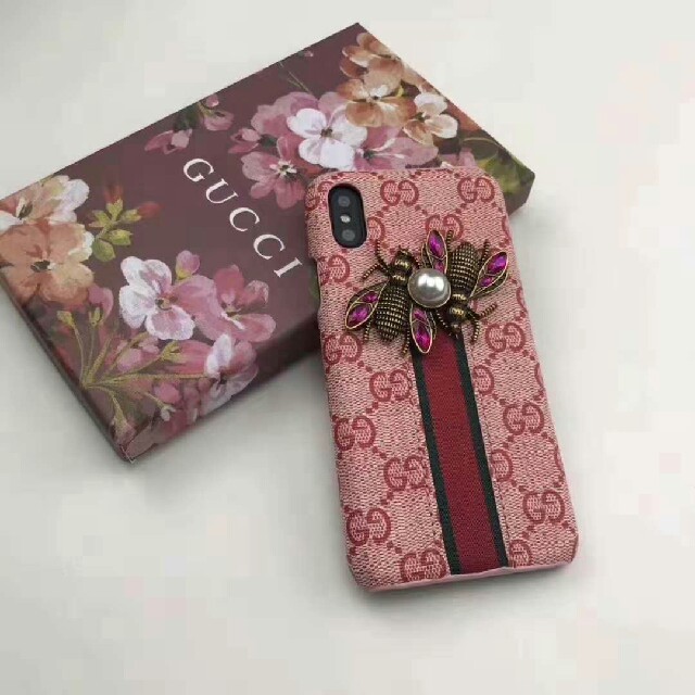 Gucci - 新品  iPhone用ケース の通販 by ミヨ's shop｜グッチならラクマ