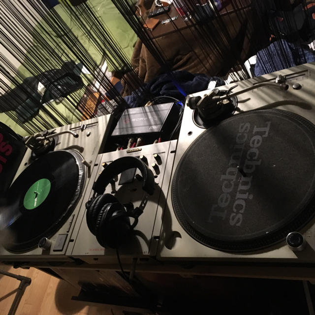 TechnicsSL1200MK5 2台　 PioneerDJM-600 1台