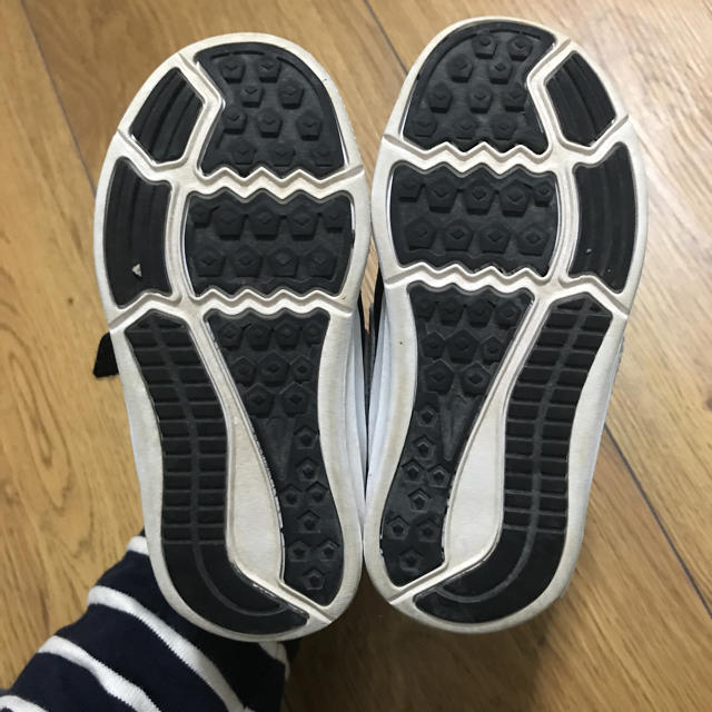 NIKE(ナイキ)のナイキ キッズ スニーカー キッズ/ベビー/マタニティのベビー靴/シューズ(~14cm)(スニーカー)の商品写真