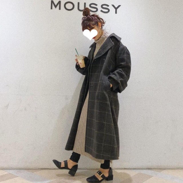 moussy(マウジー)の今季人気完売ニットワンピマウジーSWITCHING RIB TURTLE ドレス レディースのワンピース(ロングワンピース/マキシワンピース)の商品写真