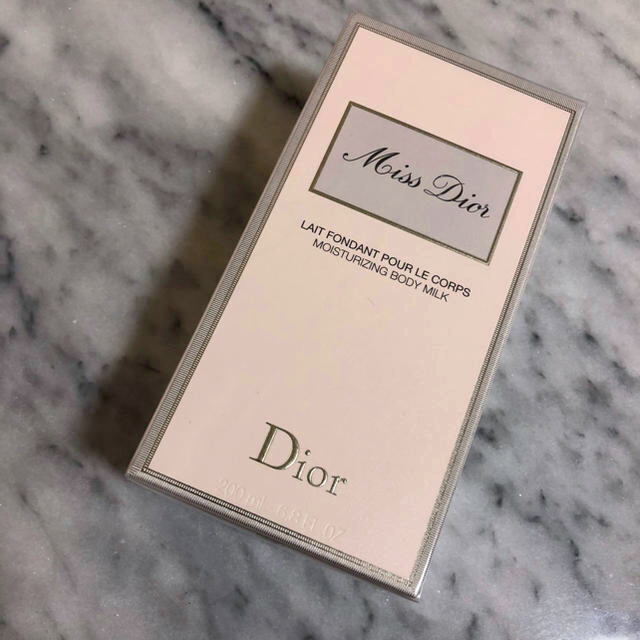 Dior(ディオール)のDior ボディミルク Miss Dior コスメ/美容のボディケア(ボディローション/ミルク)の商品写真