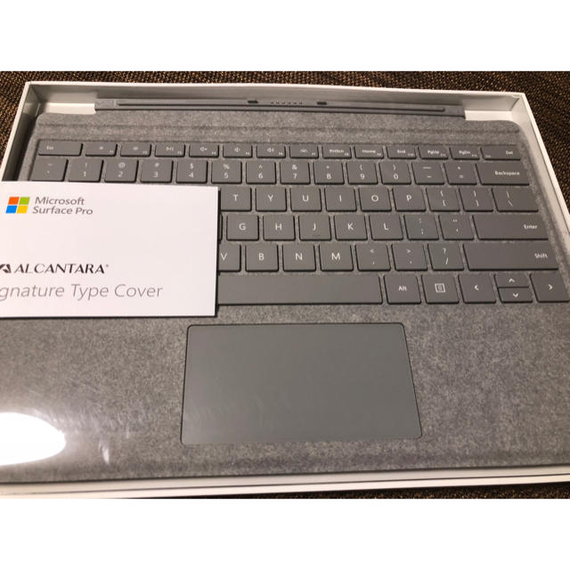 Microsoft(マイクロソフト)の【ホワイトゴールド385様専用】 スマホ/家電/カメラのPC/タブレット(タブレット)の商品写真