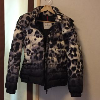 モンクレール(MONCLER)の※∞〜ayu〜∞※さん用モンクレール  ダウンジャケット レオパード柄(ダウンジャケット)