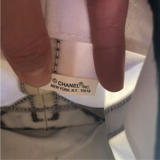 CHANEL(シャネル)のあゆみ様専用  シャネルノベルティミニトート  お値下げ中 エンタメ/ホビーのコレクション(ノベルティグッズ)の商品写真