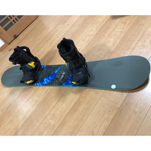 BURTON(バートン)のバートン セット 板 ビンディング ブーツ 3点セット スポーツ/アウトドアのスノーボード(ボード)の商品写真