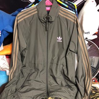 アディダス(adidas)のai様。アディダス adidas ナイロンジャケット  Lサイズ(ナイロンジャケット)