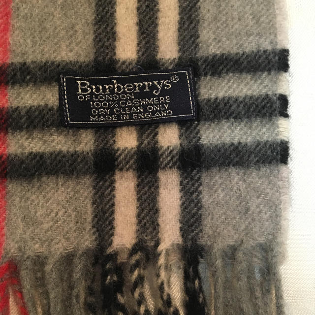 BURBERRY(バーバリー)のバーバリー・カシミヤ100%・マフラー・メンズ、レディースどちらでも レディースのファッション小物(マフラー/ショール)の商品写真