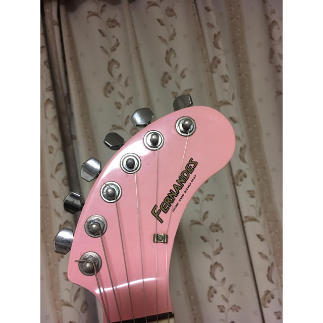 Fernandes(フェルナンデス)のFernandes ZO-3 ピンク【送料無料】 楽器のギター(エレキギター)の商品写真