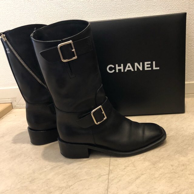 CHANEL 今期　ショートブーツ