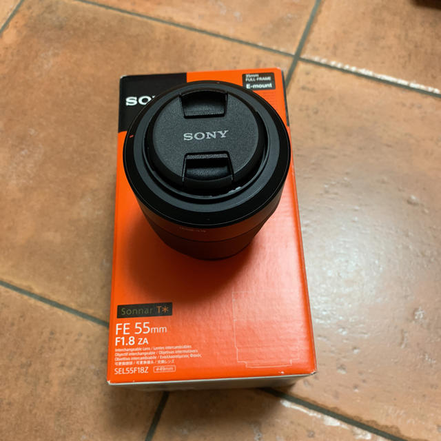 SONY(ソニー)のSony Sonner T＊ FE 55mm F1.8 SEL55F18Z スマホ/家電/カメラのカメラ(レンズ(単焦点))の商品写真